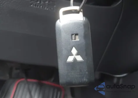 2015 Mitsubishi Outlander Se z USA, uszkodzony, nr VIN JA4AD3A3XFZ000797